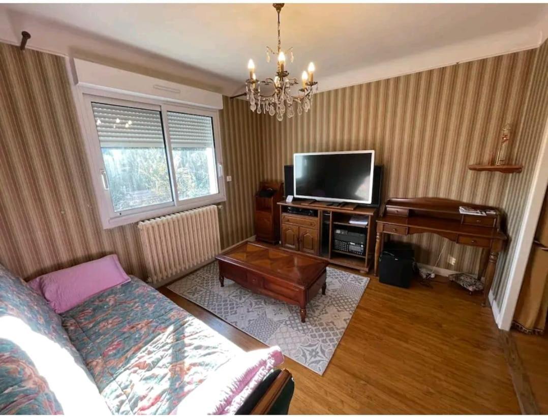 -Comme A La Maison- Jardin, Veranda, Ideal Familles Et Business Niort Luaran gambar