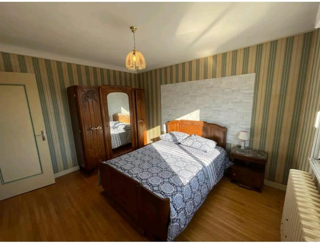 -Comme A La Maison- Jardin, Veranda, Ideal Familles Et Business Niort Luaran gambar